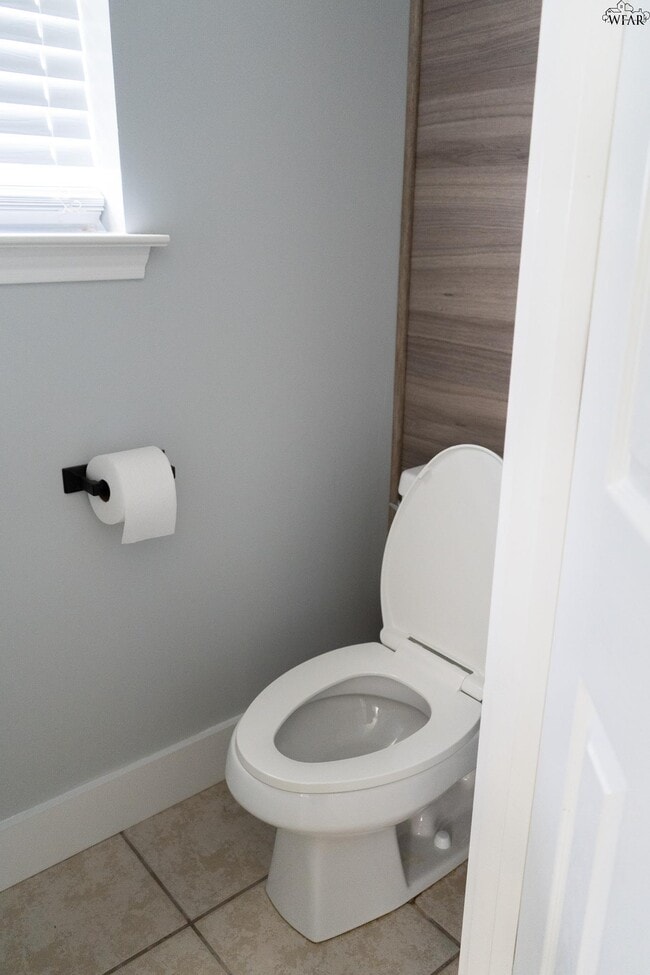 Building Photo - 5 Libby Ct