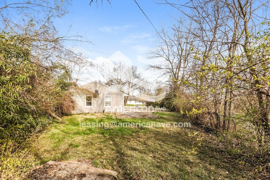 Building Photo - 1107 Tennyson Ave