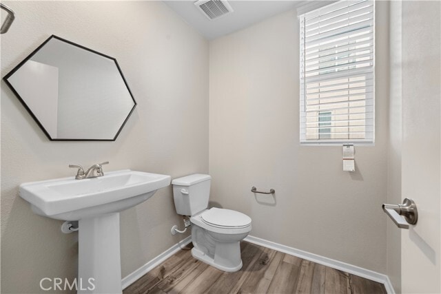 Building Photo - 5464 Seacliff Pl