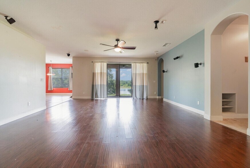 Building Photo - 11526 Wishing Well Ln