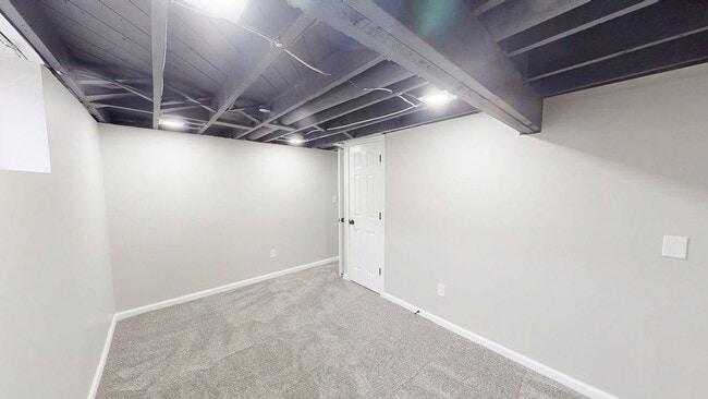 Building Photo - 769 Kettering Rd