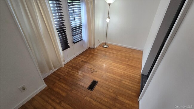 Building Photo - 841 Sandman Pl