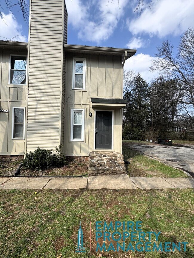 Building Photo - 9006 Mahogany Row SE