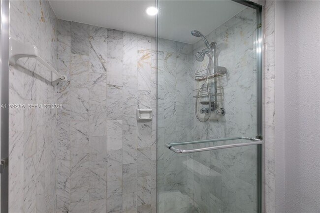 Building Photo - 2401 S Ocean Dr