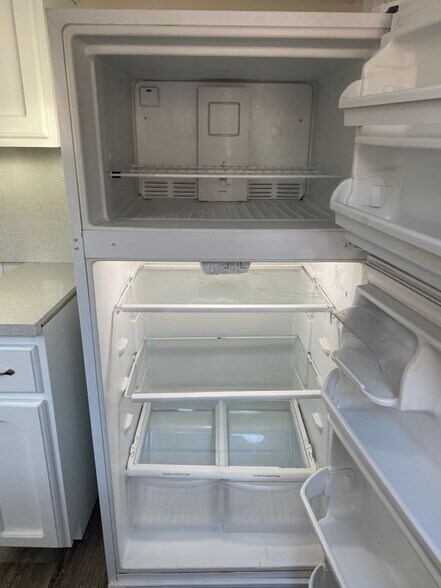 Building Photo - 816 Oakwood St