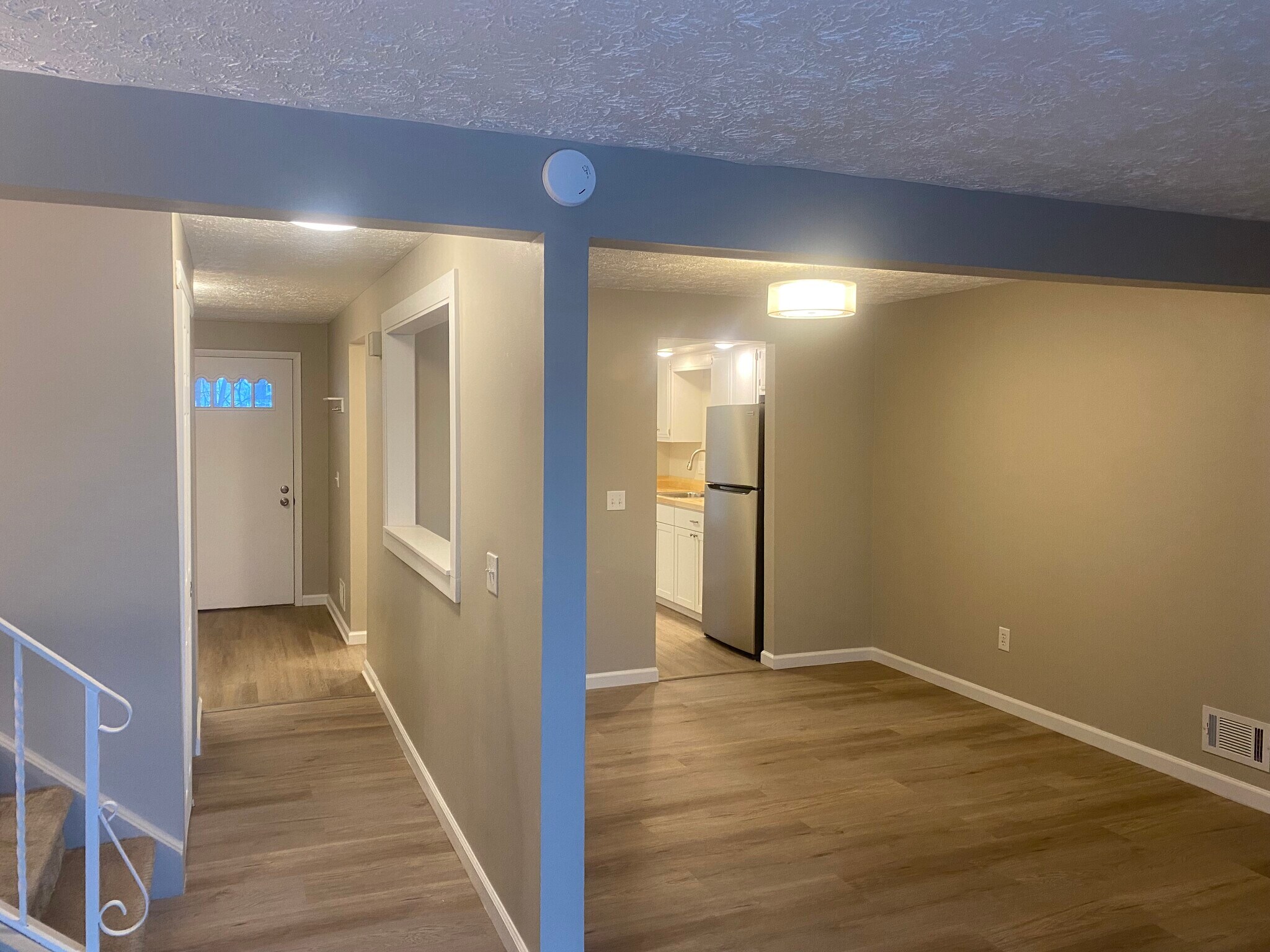 Building Photo - 74 Willowick Dr