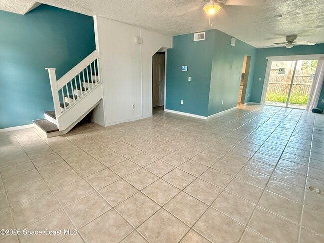 Building Photo - 3814 Tree Ridge Ln NE