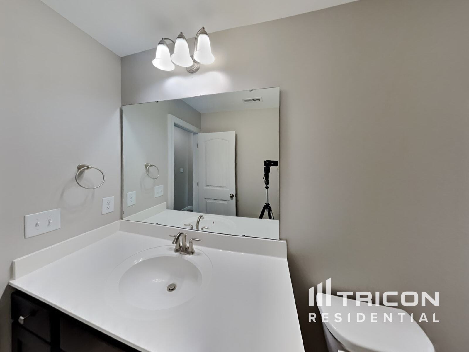 Building Photo - 119 Lasswade Ct