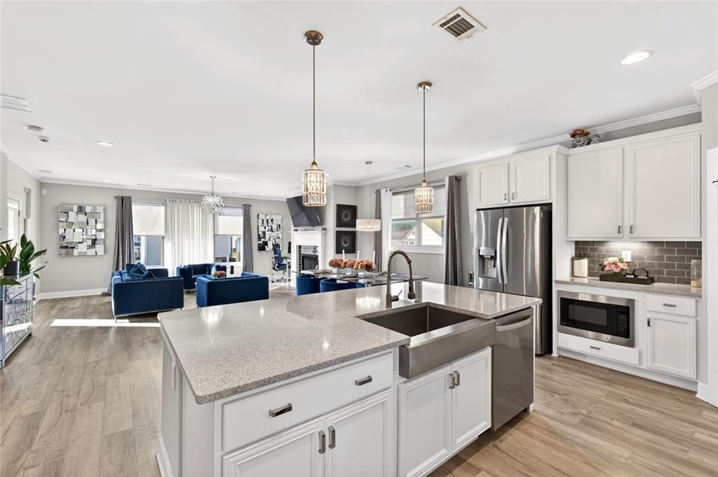 Building Photo - 5259 Cloud St