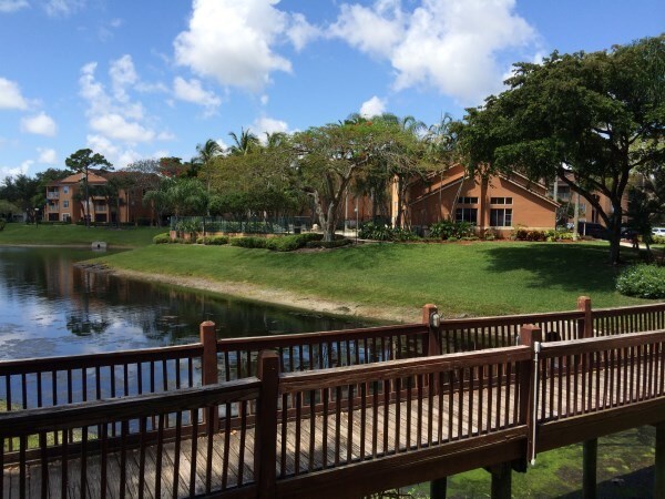 Building Photo - 1725 Palm Cove Blvd