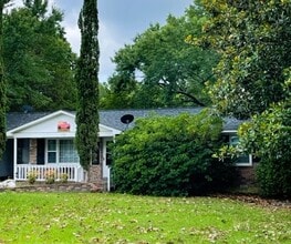 Building Photo - 1402 Fairfax Dr