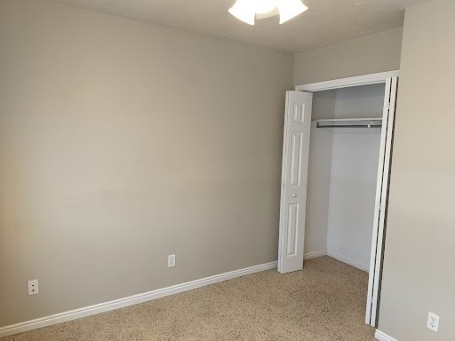 Building Photo - 264 N 3rd E