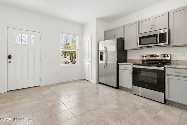 Building Photo - 7217 Sabal Ter