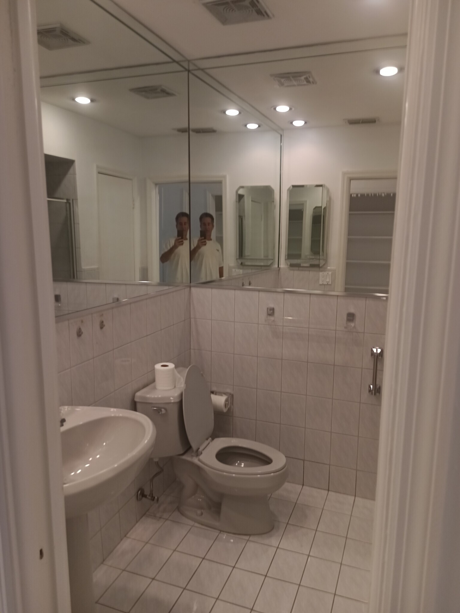 Building Photo - 12201 SW 82nd Ave