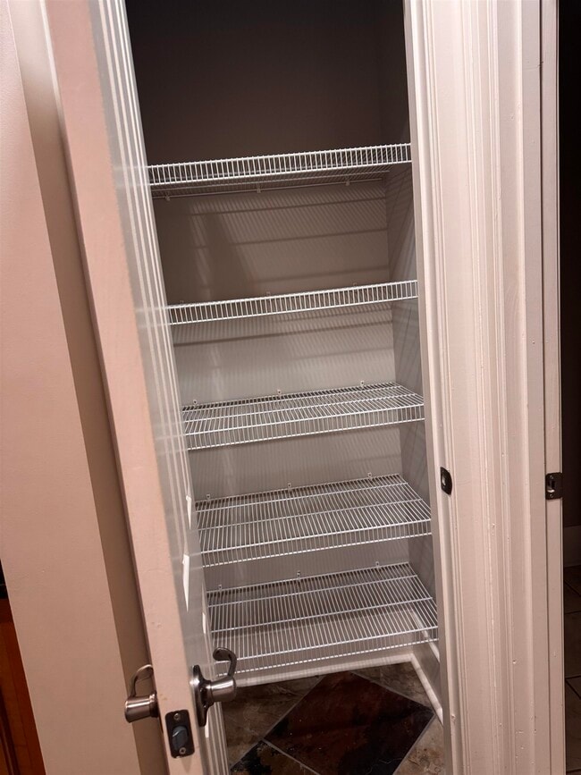 Building Photo - 620 Tennessee St