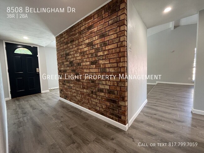 Building Photo - 8508 Bellingham Dr