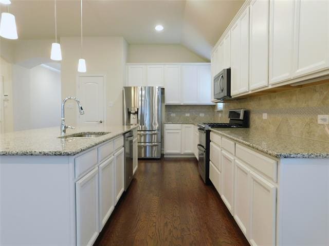 Building Photo - 9616 Creekmere Dr