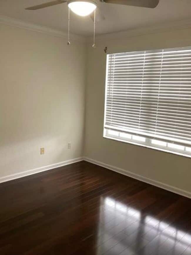 Building Photo - 5045 Nautica Lake Cir