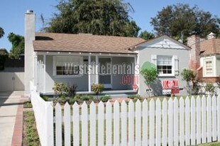 Charming 2 Bed 1 Bath Valley Village - 5243 Wilkinson Ave