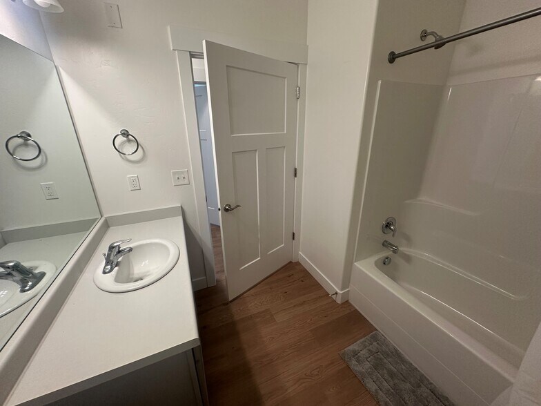 Building Photo - 3727 W 1530 N