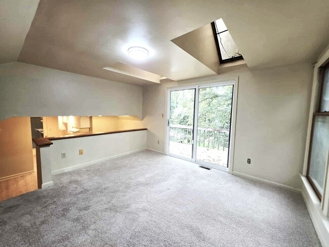 Building Photo - 7535 Carmen Ct