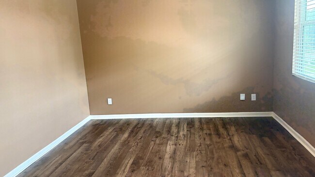 Building Photo - 4475 Merrigold Wy