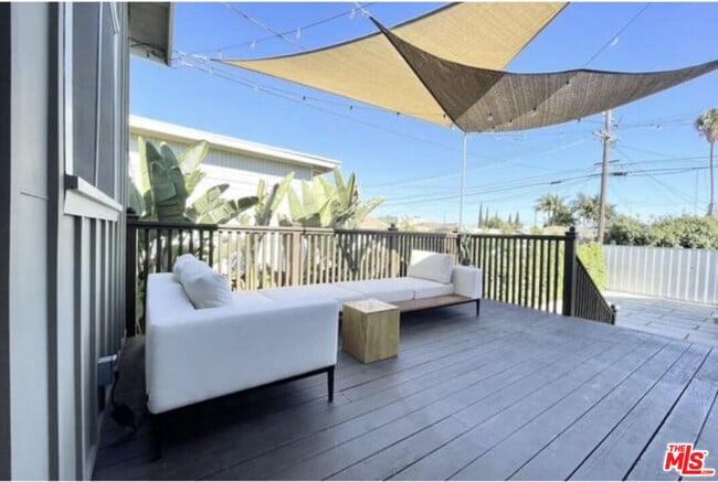 Building Photo - 3218 W 27th St