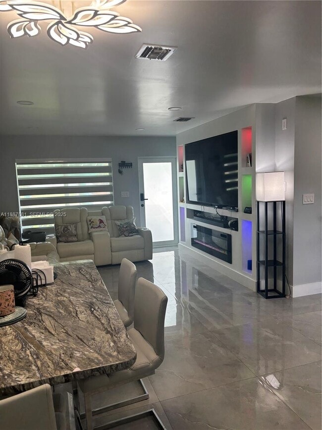 Building Photo - 14500 SW 289th St