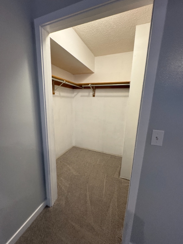 Building Photo - 15607 N Sycamore St