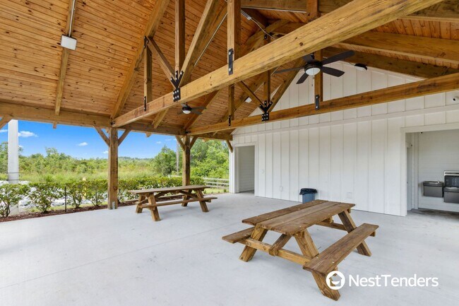 Building Photo - 65206 Lagoon Forest Dr
