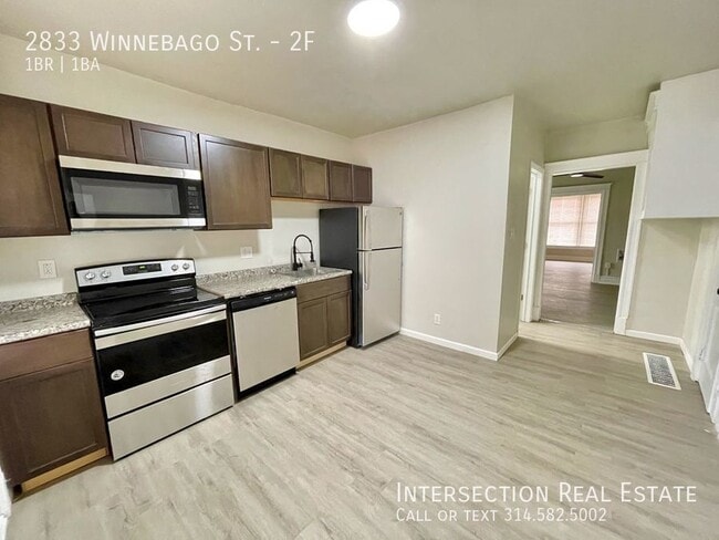Building Photo - 2833 Winnebago St