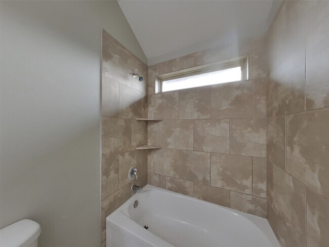 Building Photo - 1411 Seagler Pond Ln