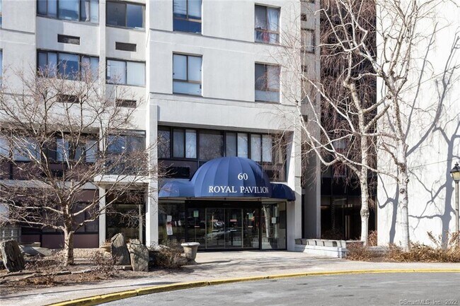 Primary Photo - 60 Strawberry Hill Ave