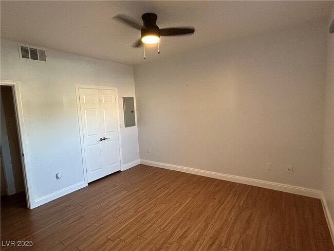 Building Photo - 8000 W Badura Ave