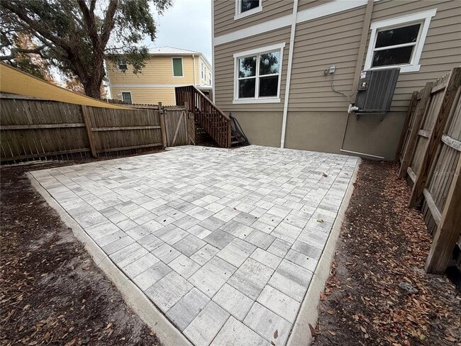 Building Photo - 595 Shady Grove Dr