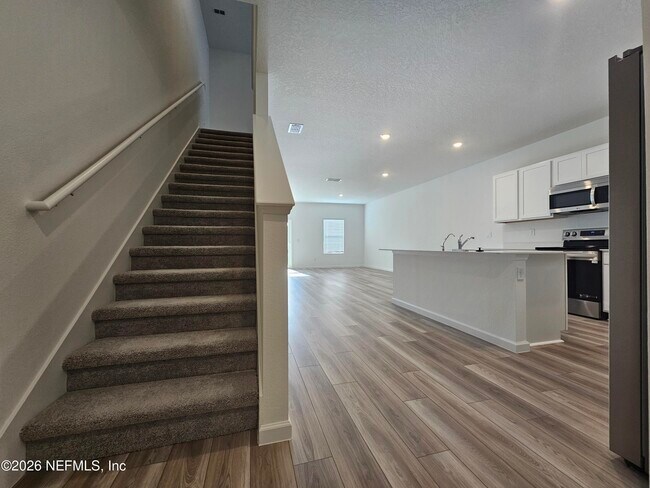 Building Photo - 1715 Garden Grove Ct