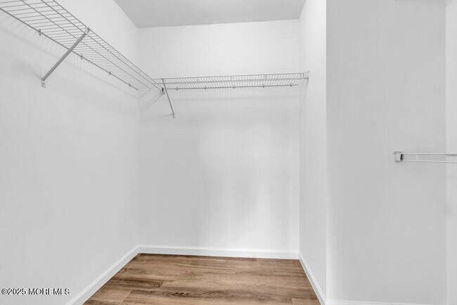 Building Photo - 56 Diane Dr