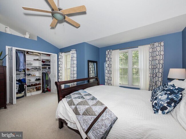 Building Photo - 9419 Steeple Ct