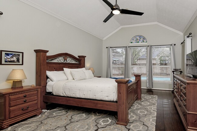 Building Photo - 31 Bluff Creek Pl