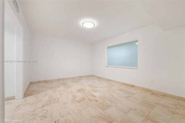Building Photo - 4117 Alhambra Cir