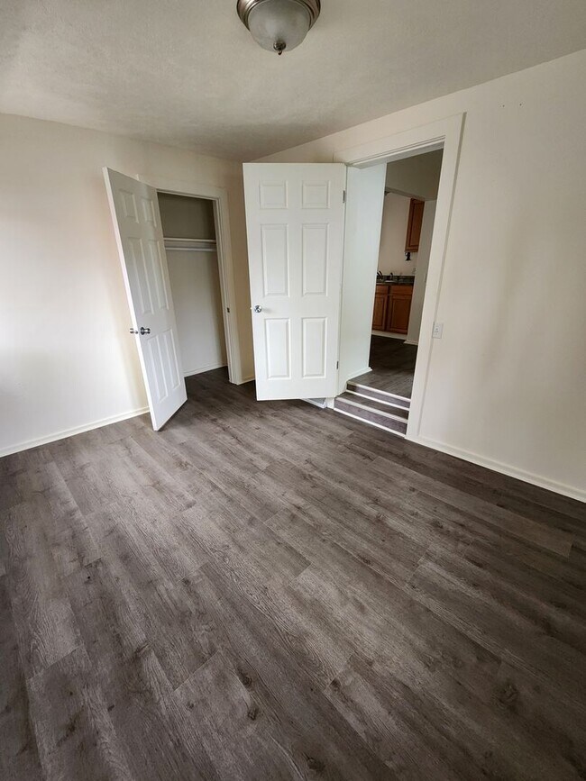 Building Photo - 511 S Michigan Ave