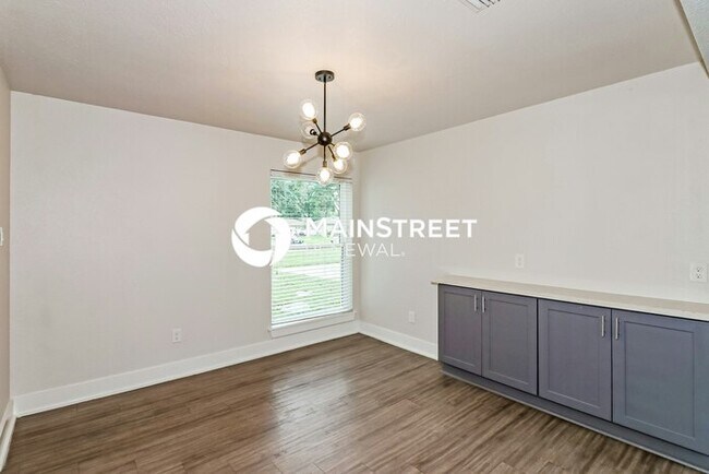 Building Photo - 3 Bedroom Pet-Friendly Home in Houston, TX with Main Street Renewal