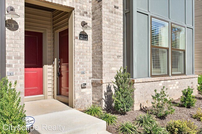 Building Photo - 2 br, 2.5 bath House - 2622 Lassen Walk Un...