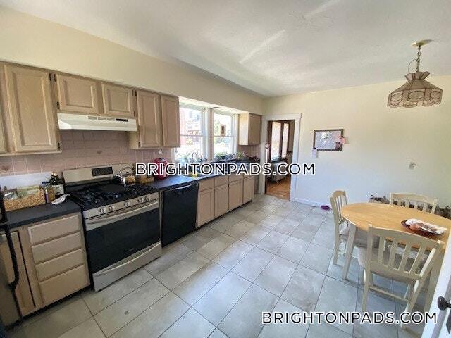 Building Photo - 75 Claymoss Rd