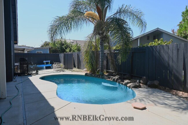 Building Photo - 2339 Silverado Ct