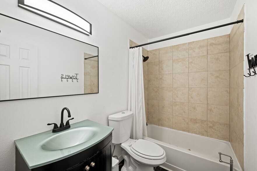 Building Photo - 141 Morningside Dr