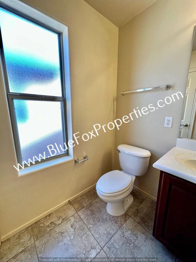 Building Photo - 14615 S Avenida Cucana