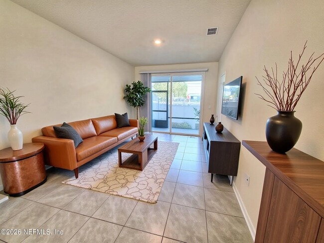 Building Photo - 3972 Vlg Vw Ln