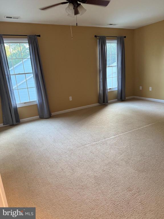Building Photo - 6564 Meadowfield Ct