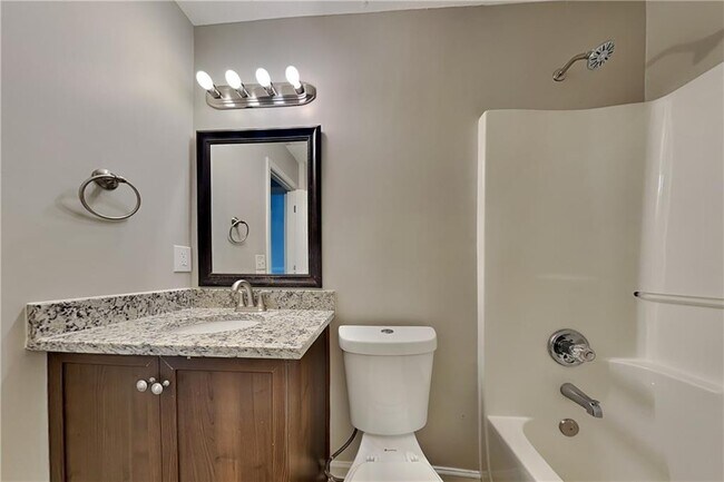 Building Photo - 2489 Heatherton Ct